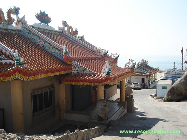 Khao Takiab Temple Hua Hin (Monkey Mountain)